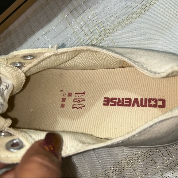 Converse Off-White Slip-On Shoes - Picture 9 of 12